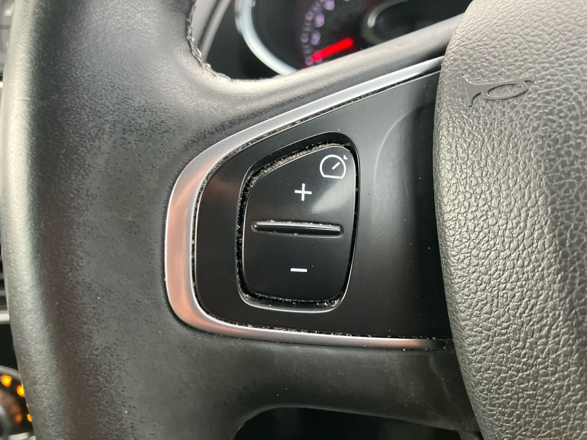 Used Renault Clio 2019 for sale - 77195978: Photo 16