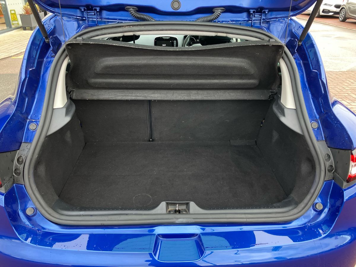 Used Renault Clio 2019 for sale - 77195978: Photo 20