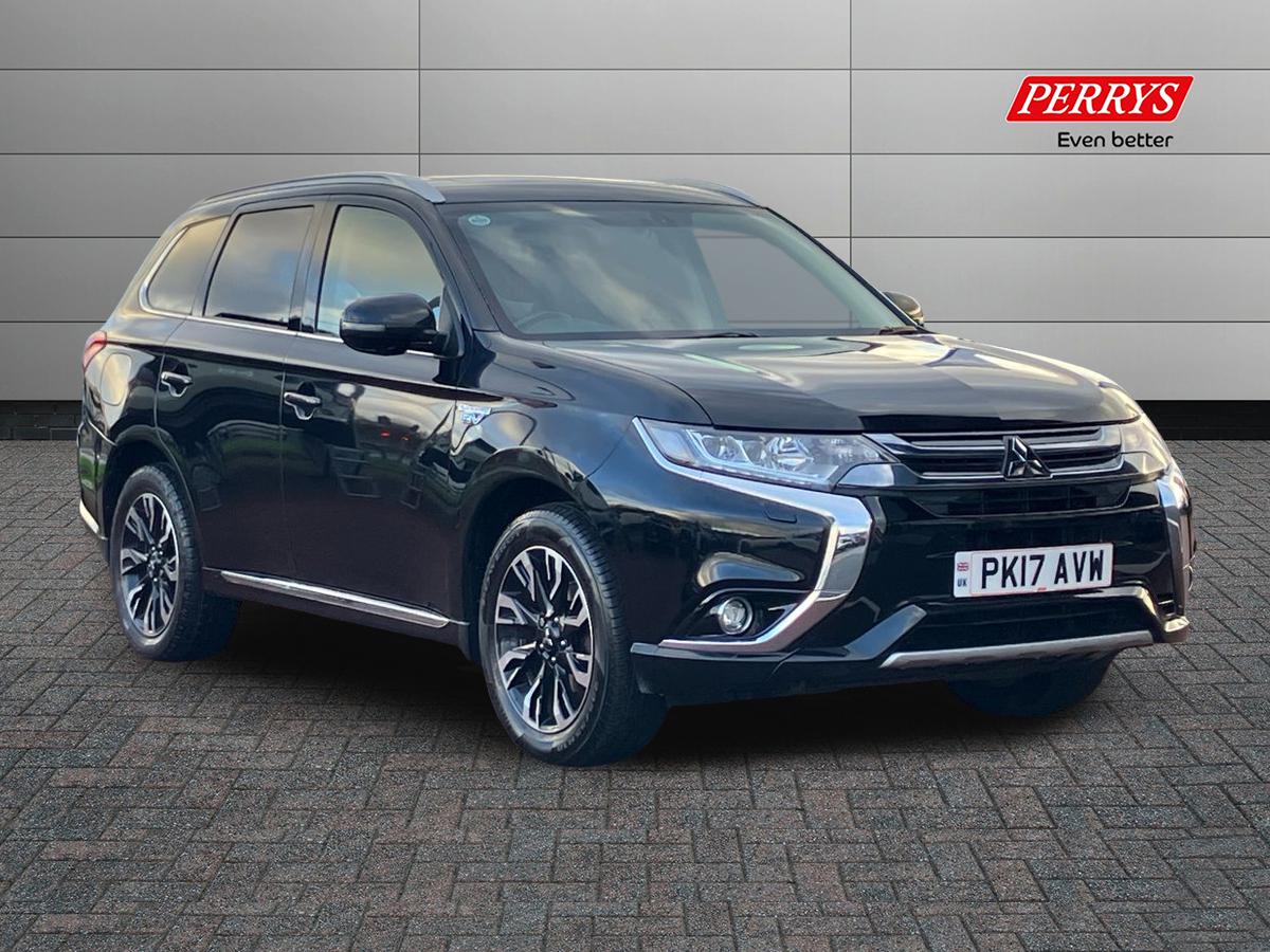 Used Mitsubishi Outlander 2017 for sale - 76612003: Photo 1