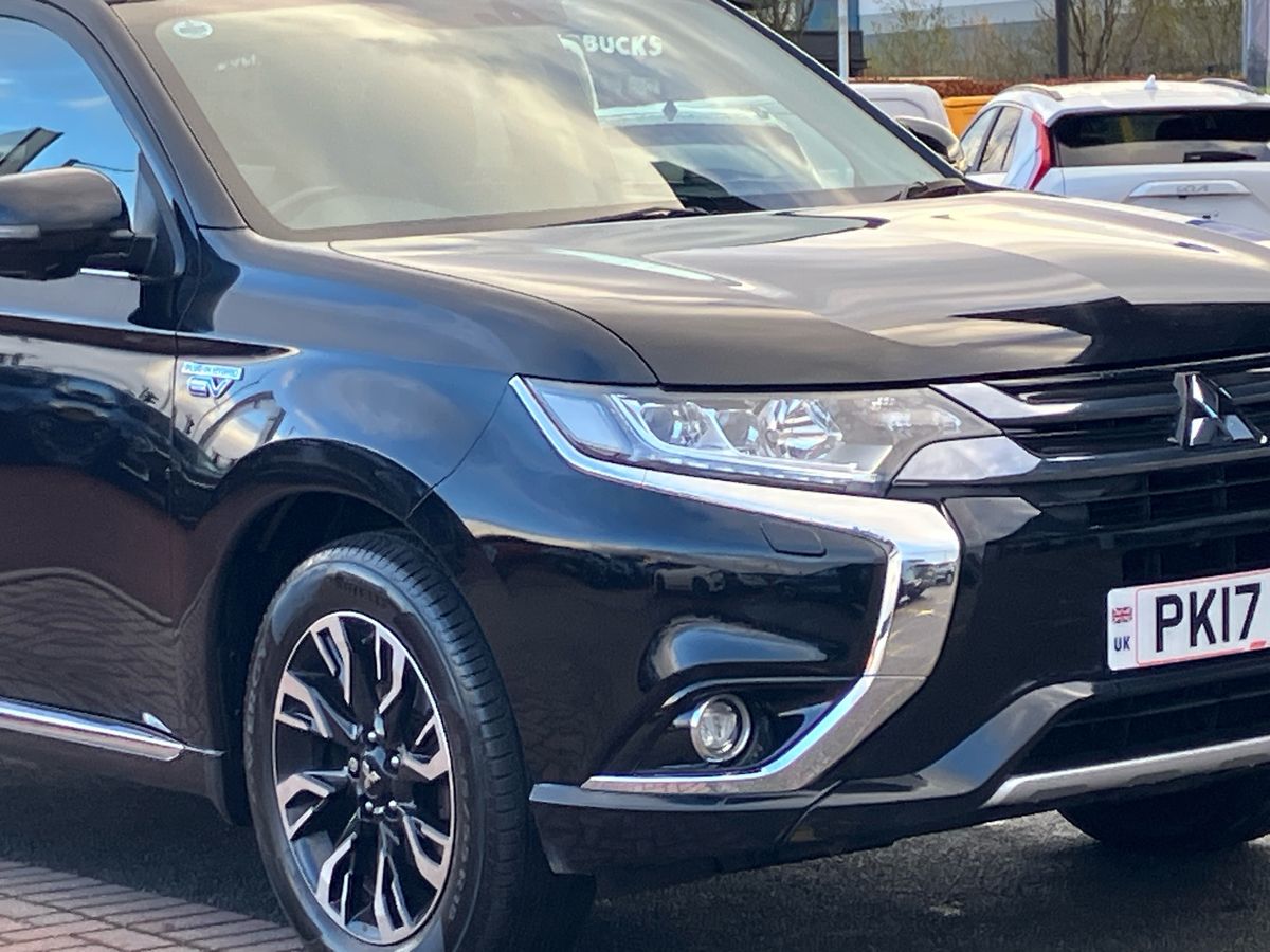 Used Mitsubishi Outlander 2017 for sale - 76612003: Photo 21