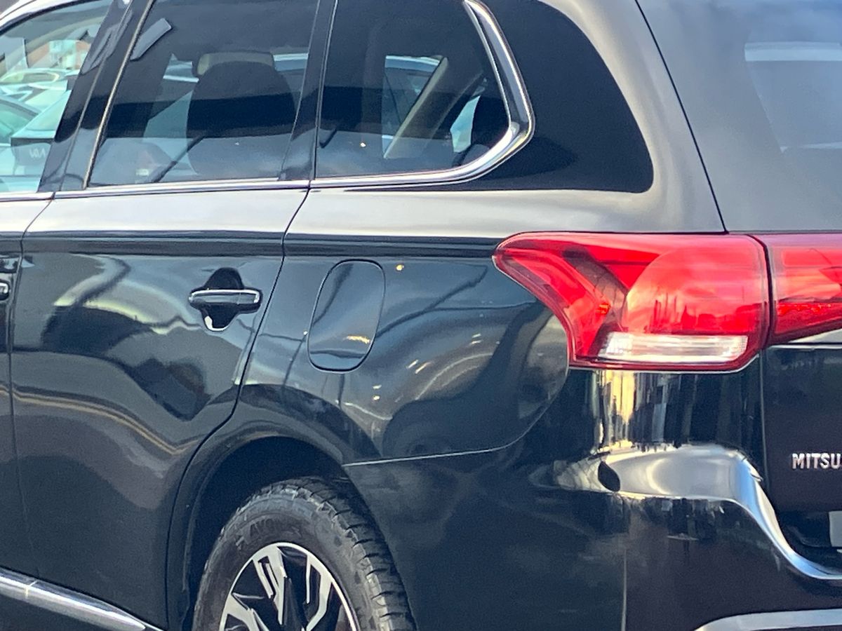 Used Mitsubishi Outlander 2017 for sale - 76612003: Photo 31