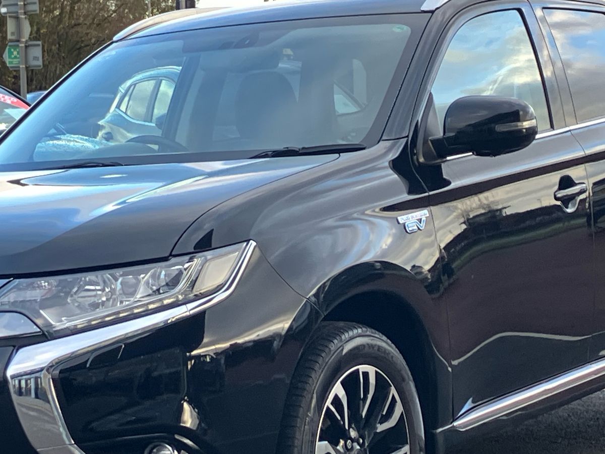 Used Mitsubishi Outlander 2017 for sale - 76612003: Photo 37