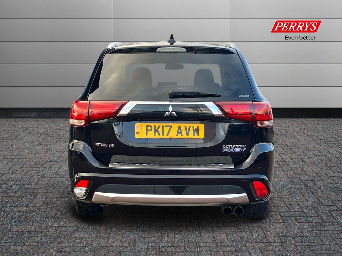 Used Mitsubishi Outlander 2017 for sale - 76612003: Photo 5