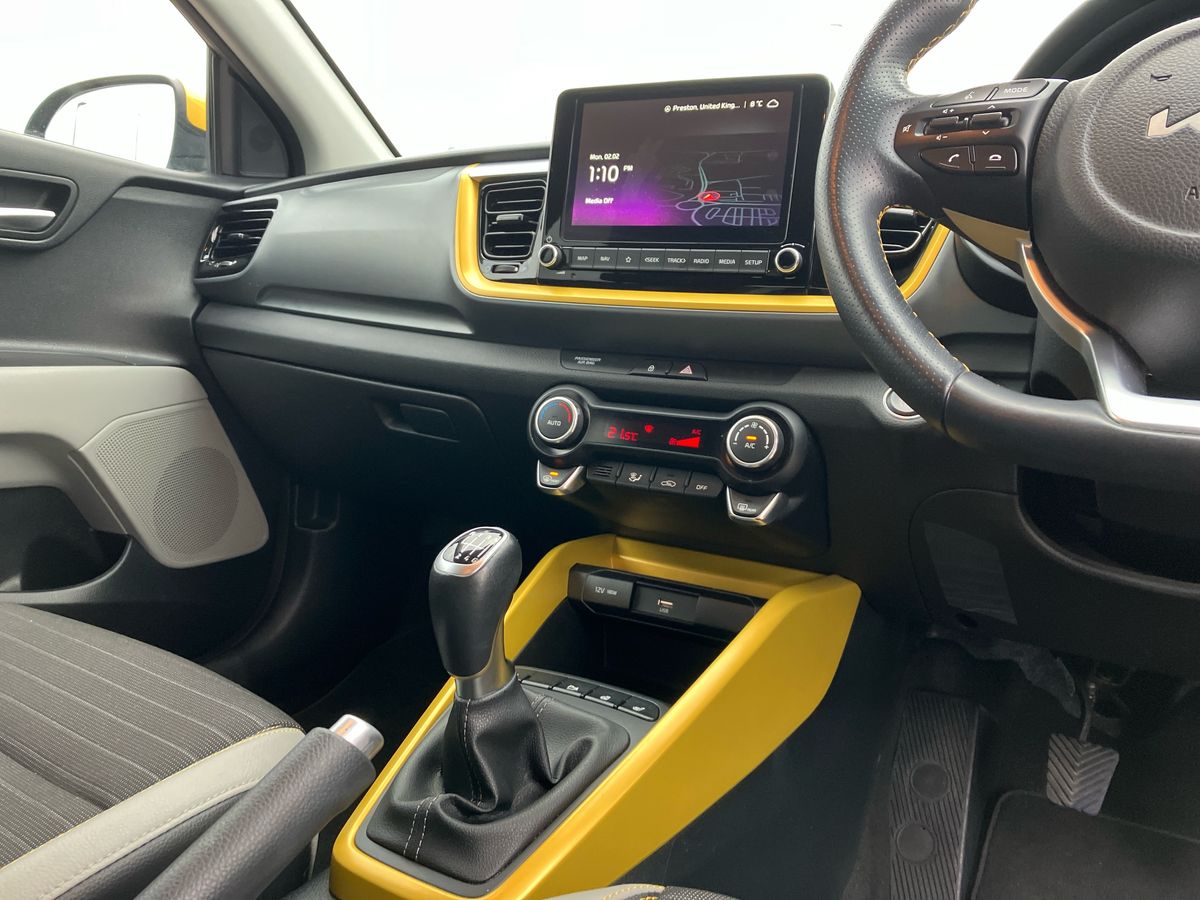 Used Kia Stonic 2023 for sale - 77240462: Photo 17