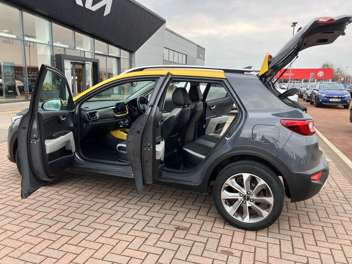 Used Kia Stonic 2023 for sale - 77240462: Photo 39