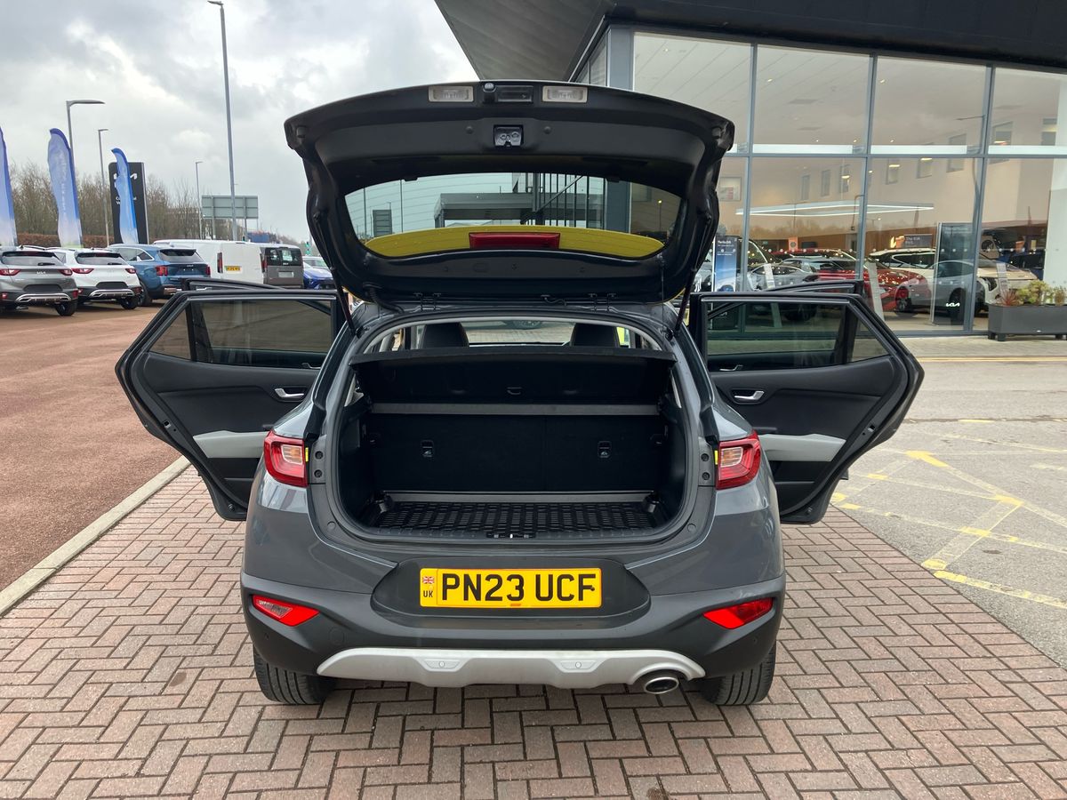 Used Kia Stonic 2023 for sale - 77240462: Photo 40