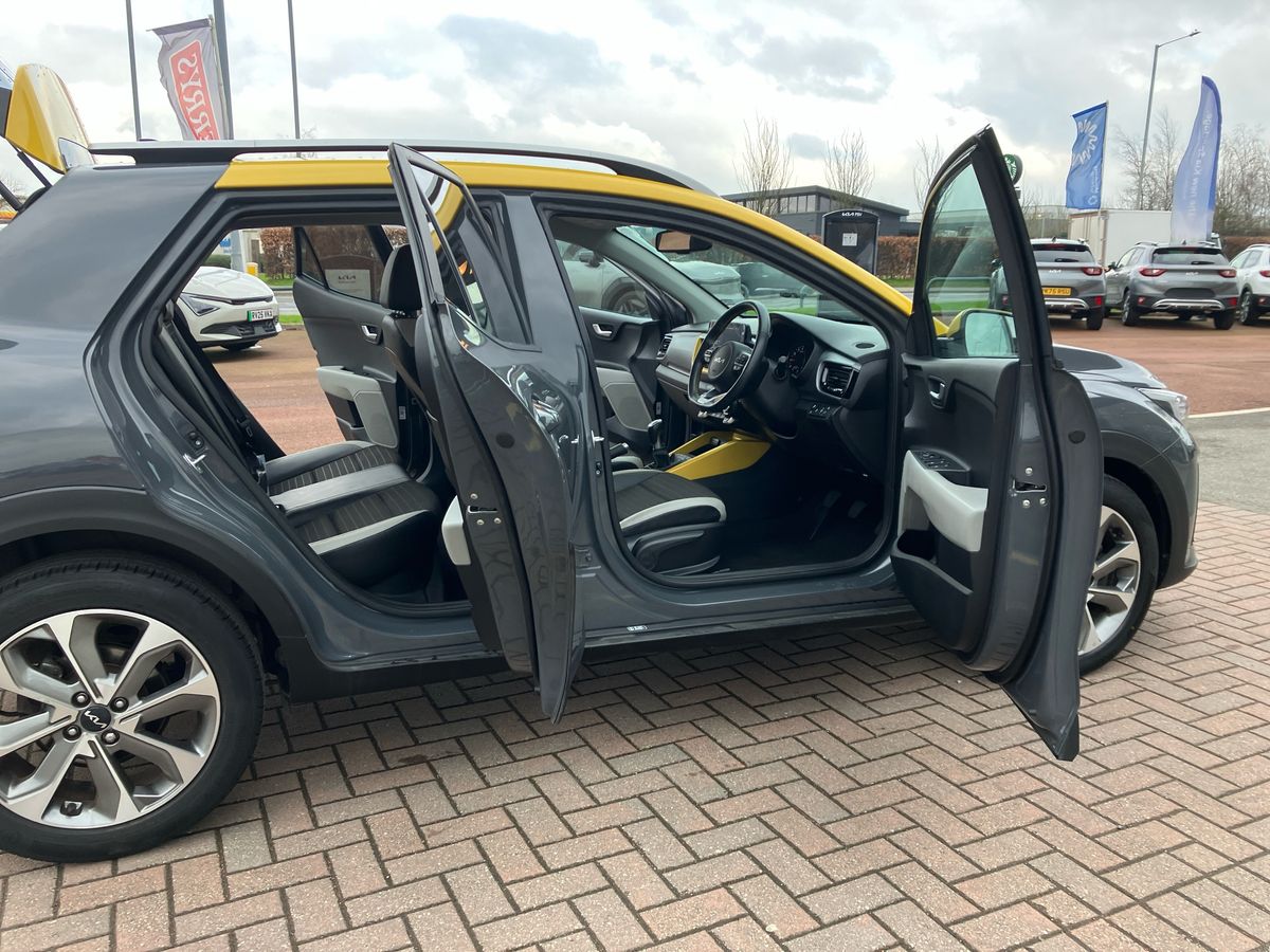 Used Kia Stonic 2023 for sale - 77240462: Photo 42