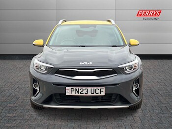 Used Kia Stonic 2023 for sale - 77240462: Photo