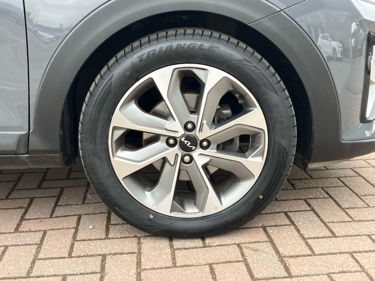 Used Kia Stonic 2023 for sale - 77240462: Photo 7