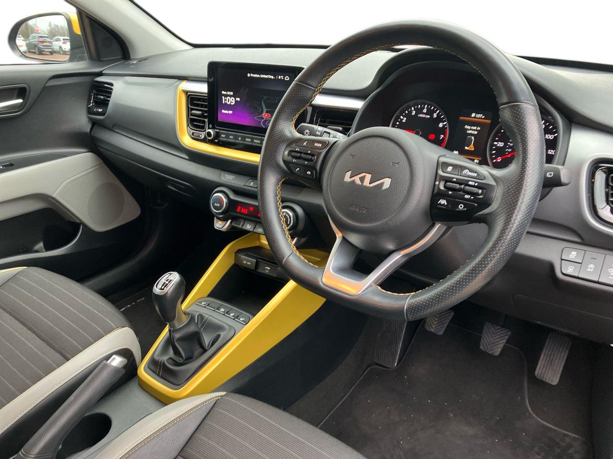 Used Kia Stonic 2023 for sale - 77240462: Photo 8