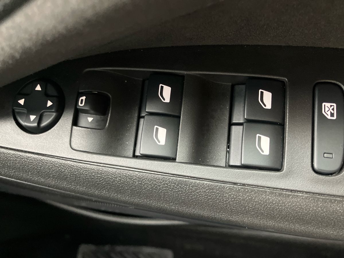 Used Vauxhall Crossland 2022 for sale - 75863182: Photo 18