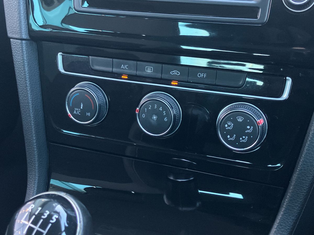 Used Volkswagen Golf 2015 for sale - 76436824: Photo 12