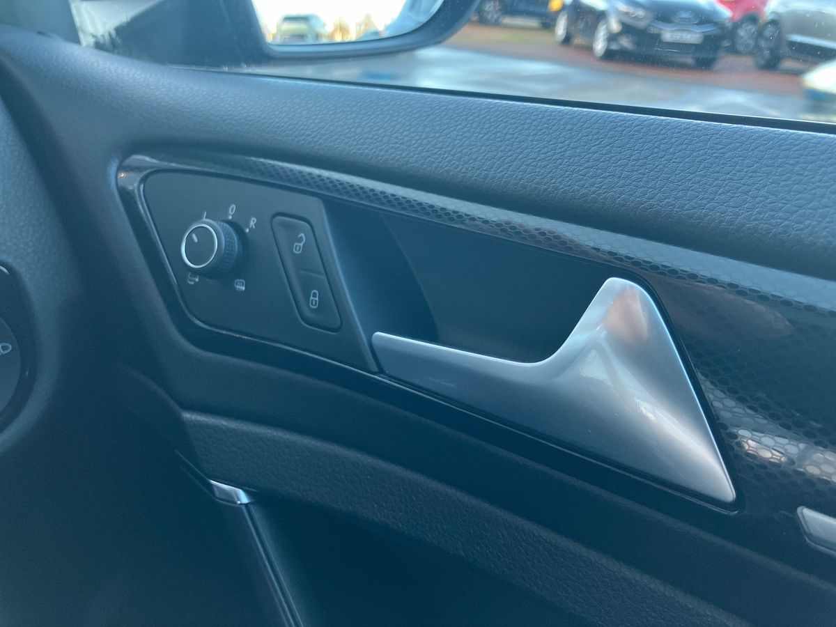 Used Volkswagen Golf 2015 for sale - 76436824: Photo 33