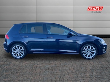 Used Volkswagen Golf 2015 for sale - 76436824: Photo