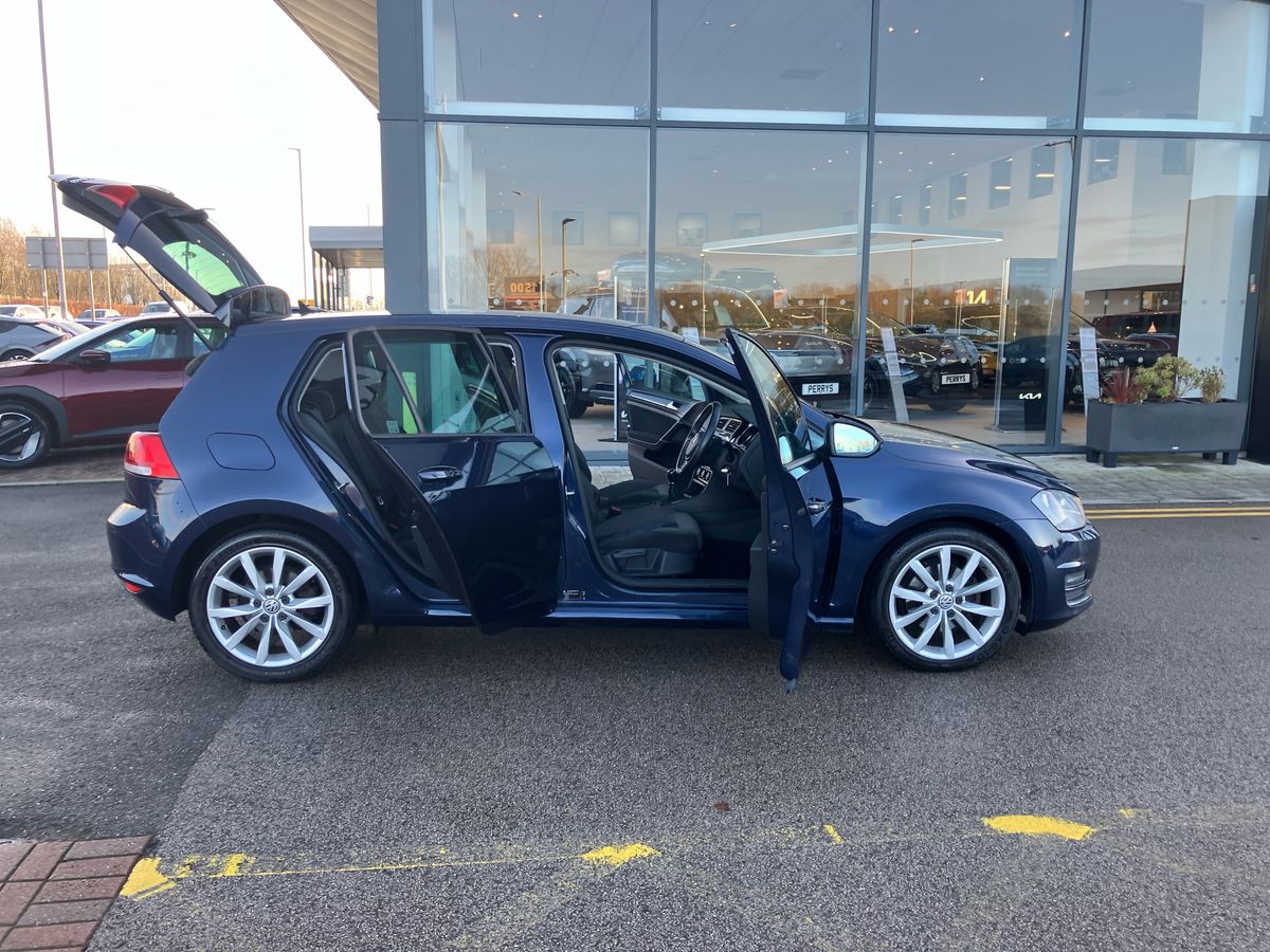 Used Volkswagen Golf 2015 for sale - 76436824: Photo 44