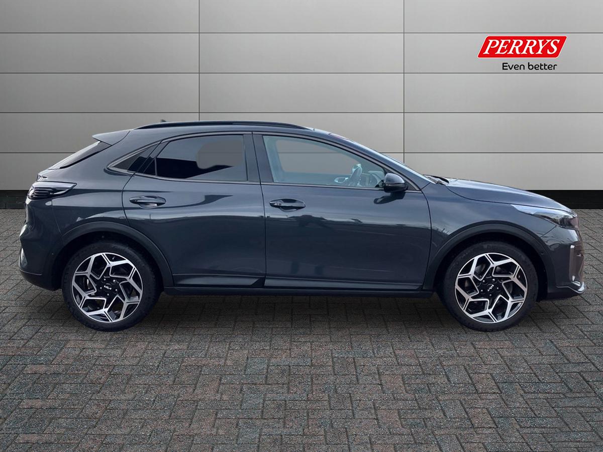 Used Kia XCeed 2023 for sale - 77398666: Photo 3