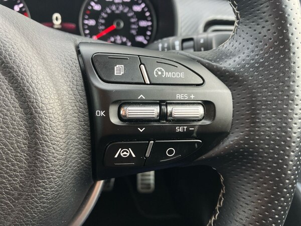 Used Kia Stonic 2023 for sale - 76090228: Photo 28