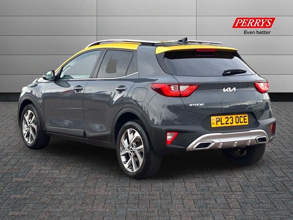 Used Kia Stonic 2023 for sale - 76090228: Photo 2