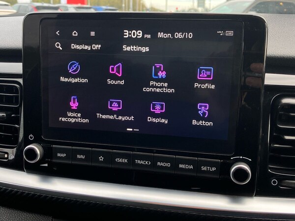 Used Kia Stonic 2023 for sale - 76090228: Photo 39