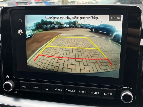 Used Kia Stonic 2023 for sale - 76090228: Photo 40
