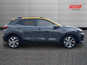 Used Kia Stonic 2023 for sale - 76090228: Photo 4