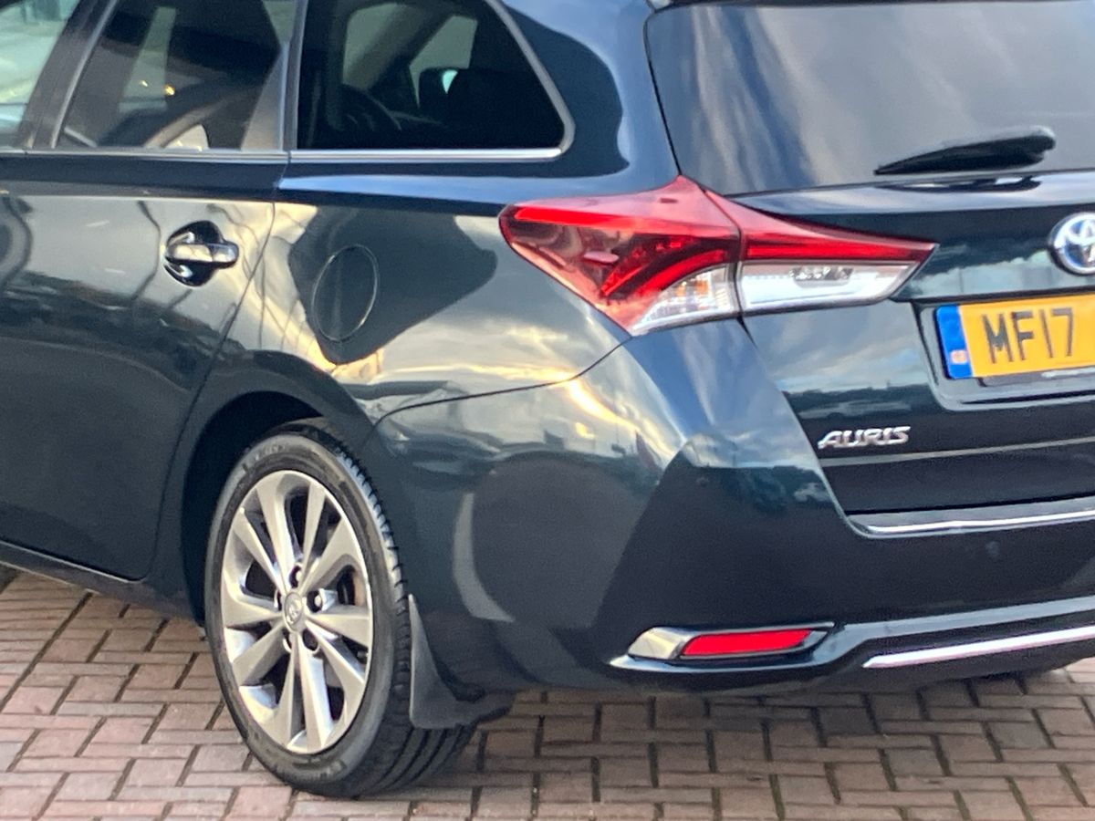 Used Toyota Auris 2017 for sale - 76542403: Photo 24