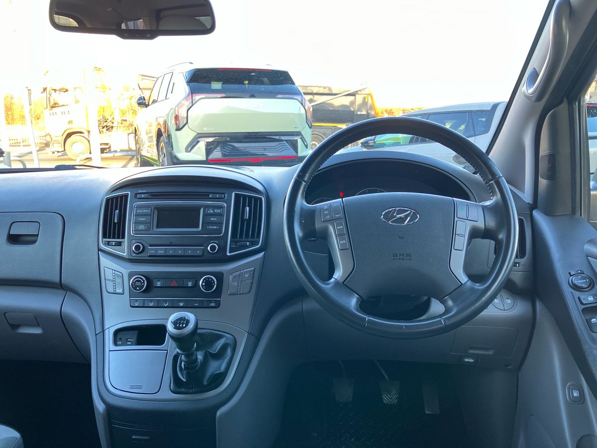 Used Hyundai i800 2017 for sale - 76748622: Photo 15