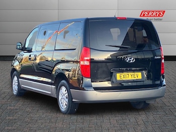 Used Hyundai i800 2017 for sale - 76748622: Photo