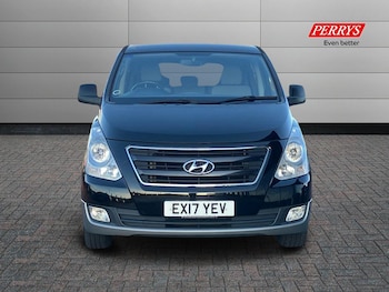 Used Hyundai i800 2017 for sale - 76748622: Photo