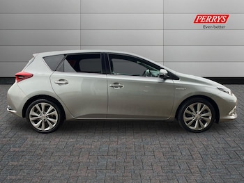 Used Toyota Auris 2018 for sale - 76706857: Photo