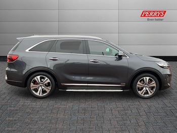 Used Kia Sorento 2018 for sale - 76288142: Photo