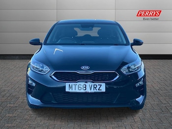 Used Kia Ceed 2018 for sale - 77077549: Photo
