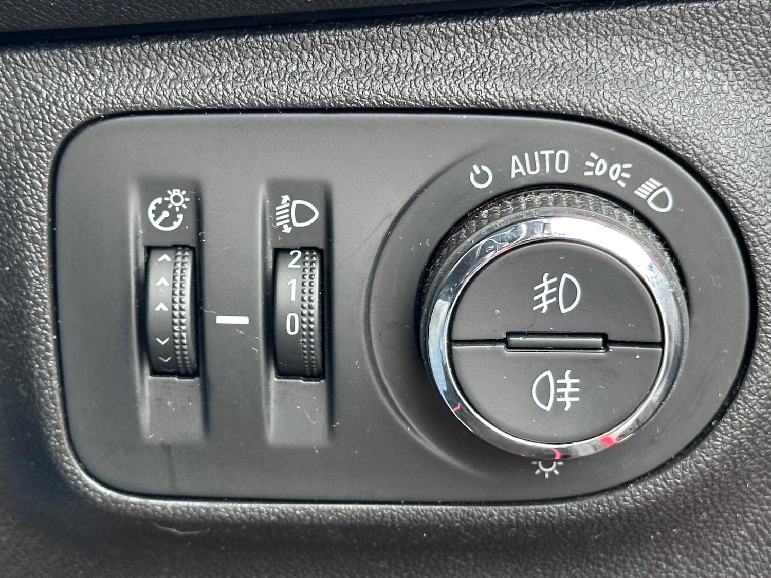 Used Vauxhall Corsa 2017 for sale - 77410884: Photo 20