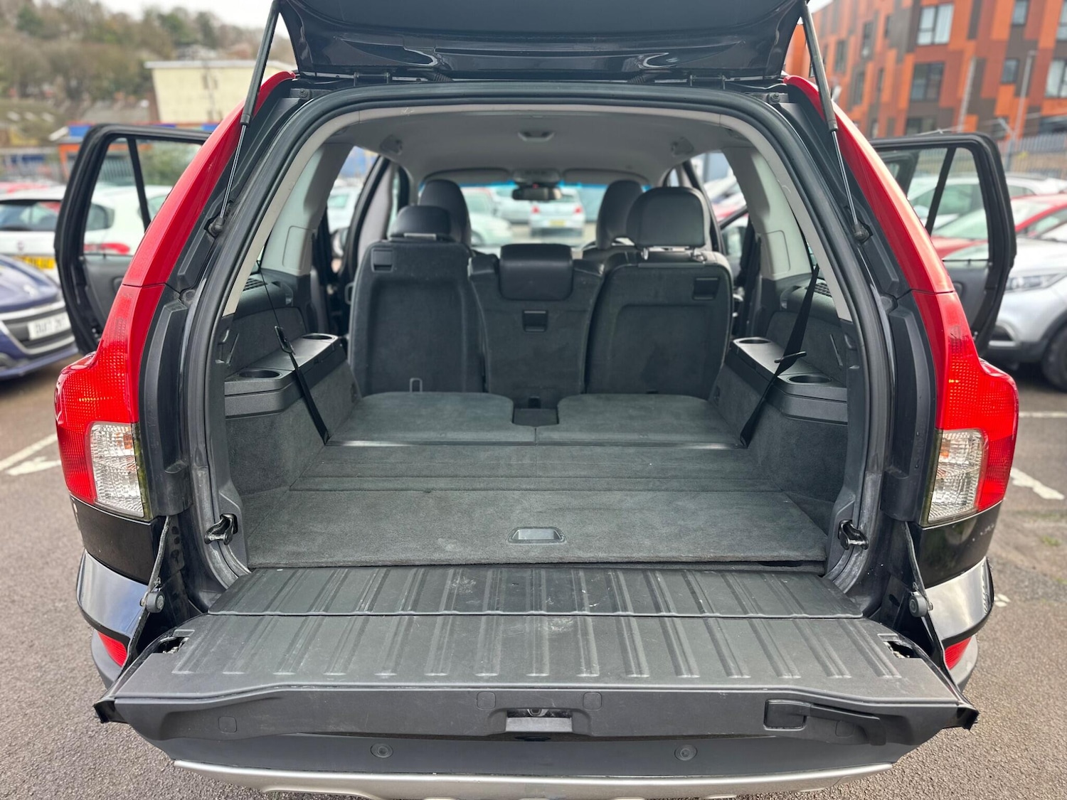 Used Volvo XC90 2011 for sale - 77396148: Photo 14