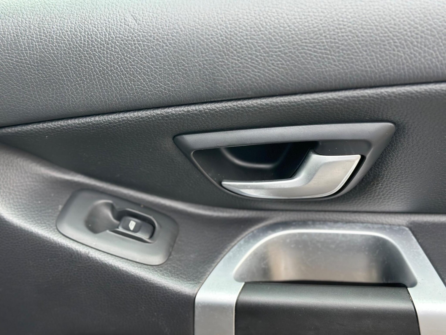 Used Volvo XC90 2011 for sale - 77396148: Photo 16