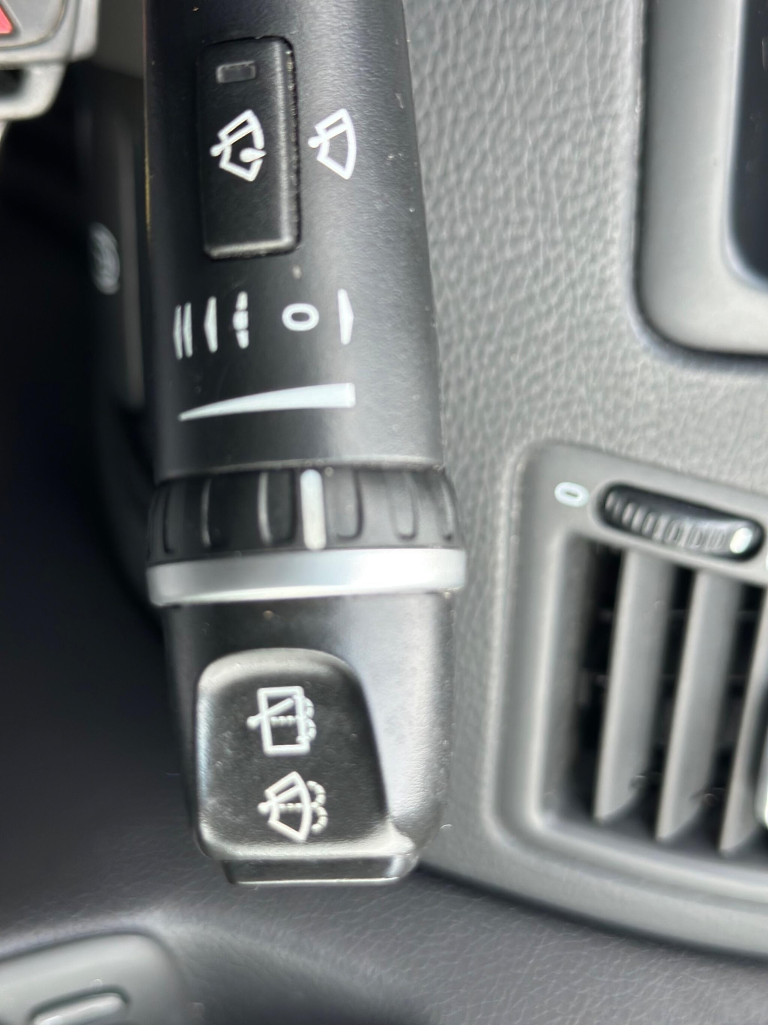 Used Volvo XC90 2011 for sale - 77396148: Photo 29