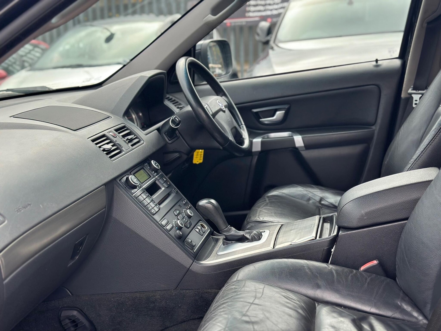 Used Volvo XC90 2011 for sale - 77396148: Photo 37