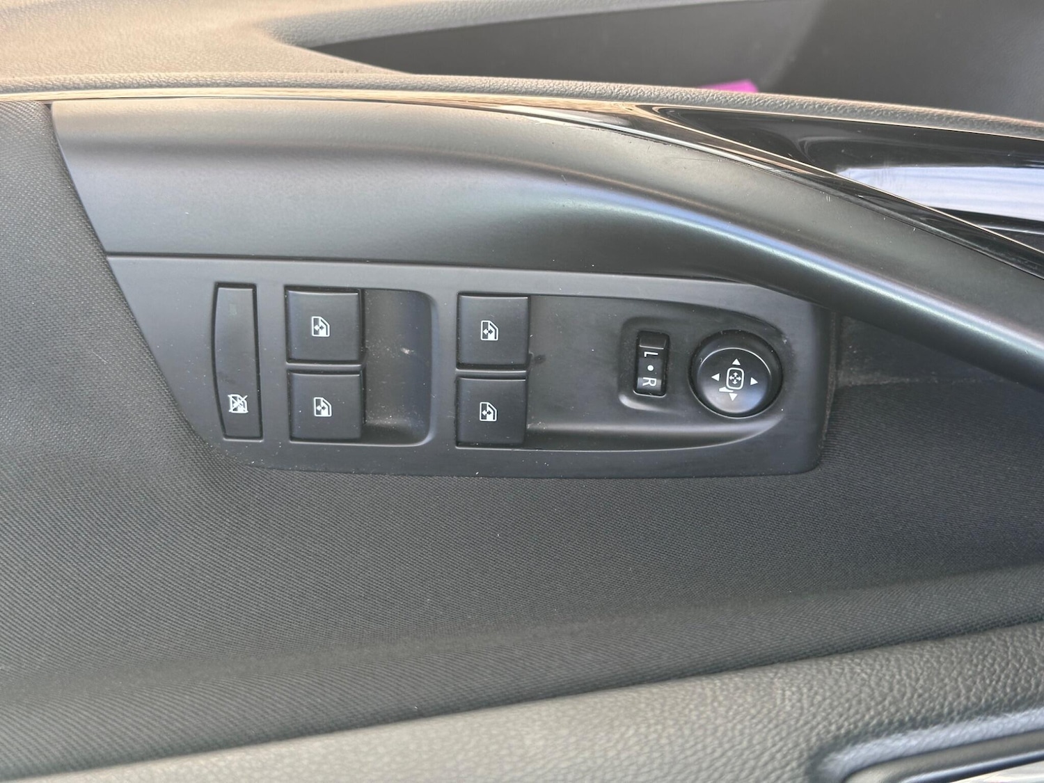 Used Vauxhall Astra 2016 for sale - 77387263: Photo 30