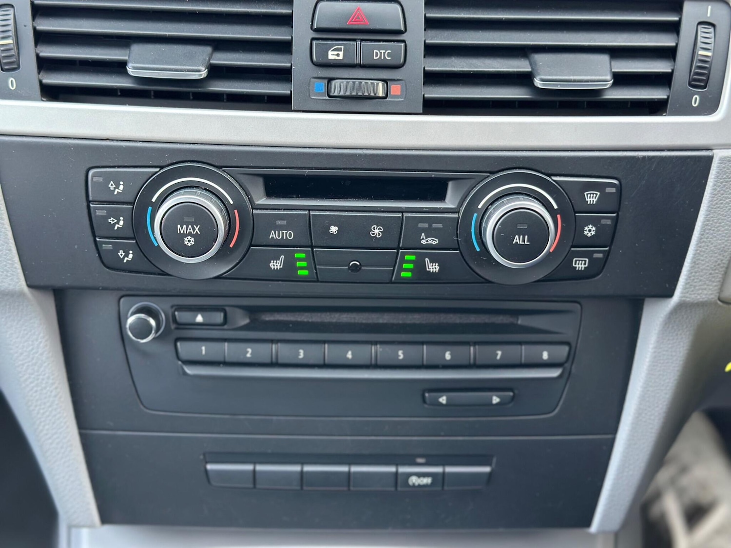 Used BMW 3 Series 2010 for sale - 77386711: Photo 13