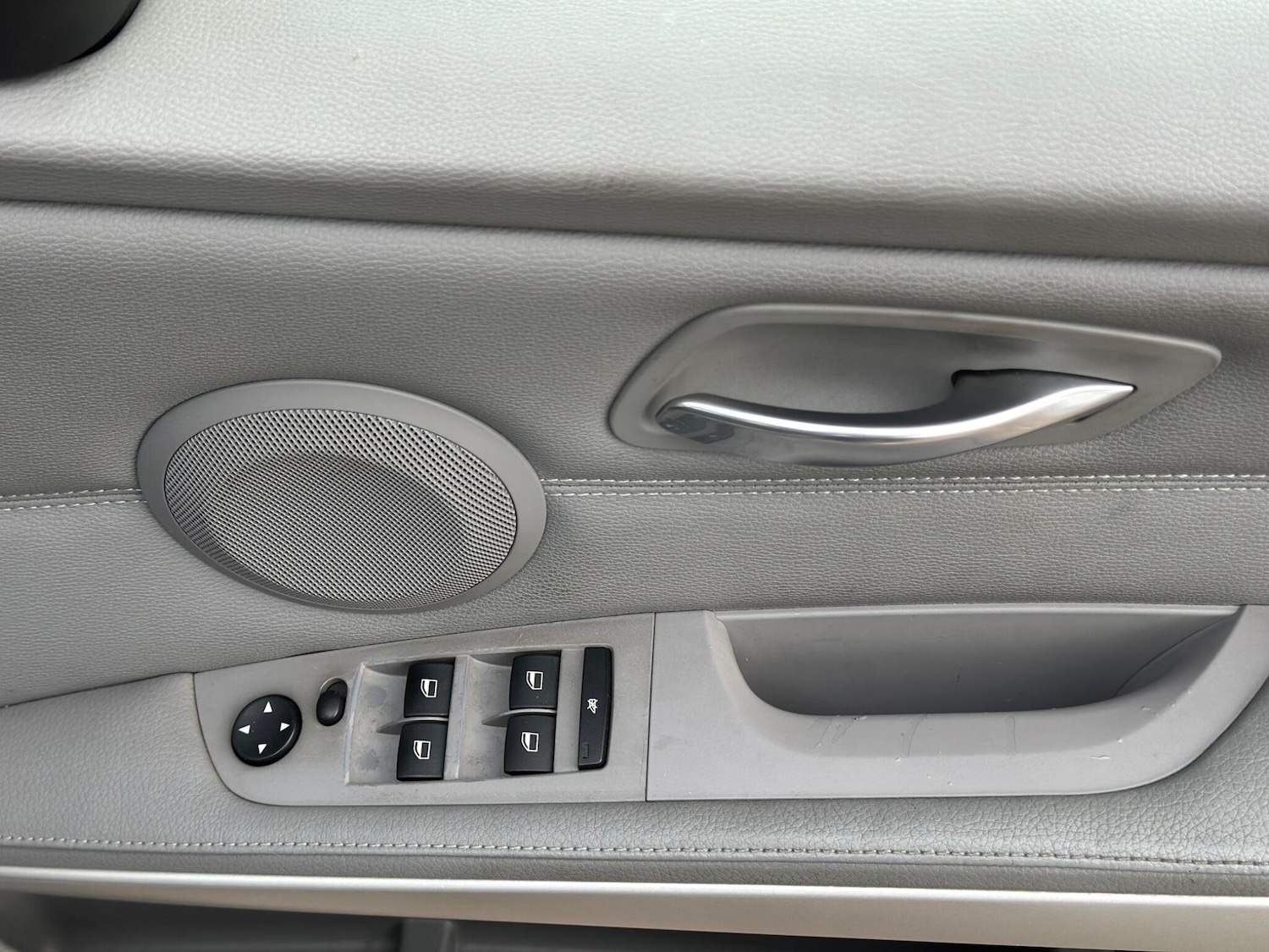 Used BMW 3 Series 2010 for sale - 77386711: Photo 22