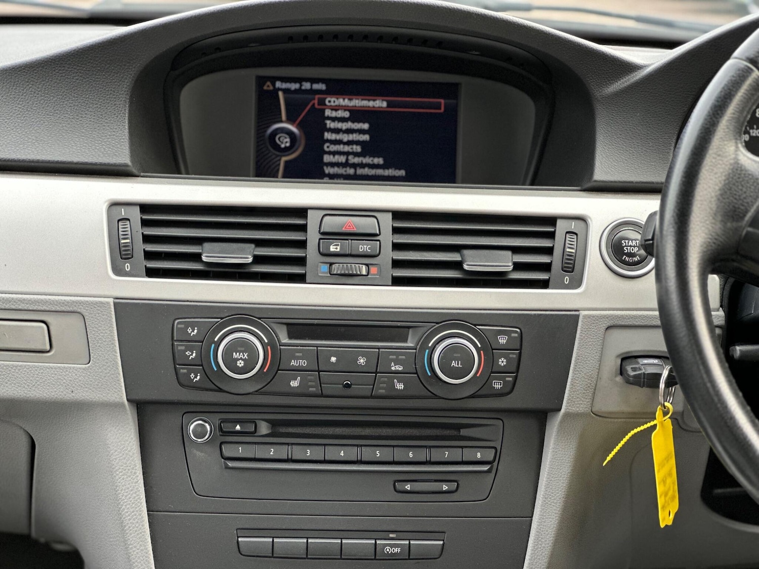 Used BMW 3 Series 2010 for sale - 77386711: Photo 39