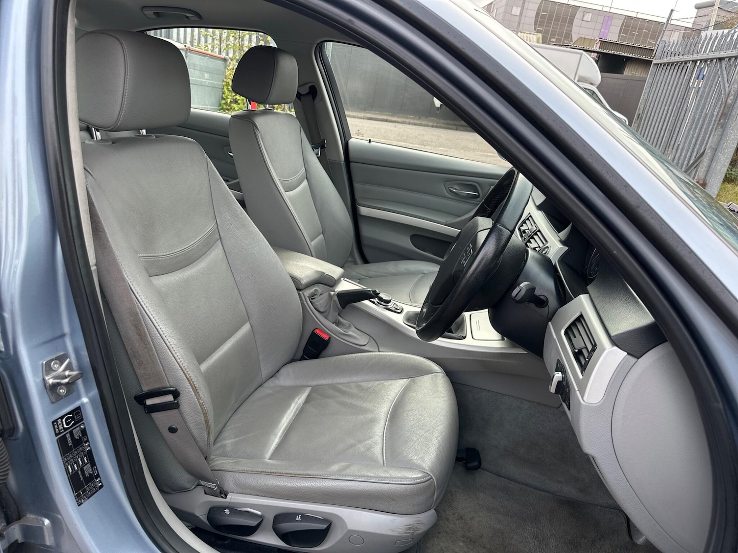 Used BMW 3 Series 2010 for sale - 77386711: Photo 48