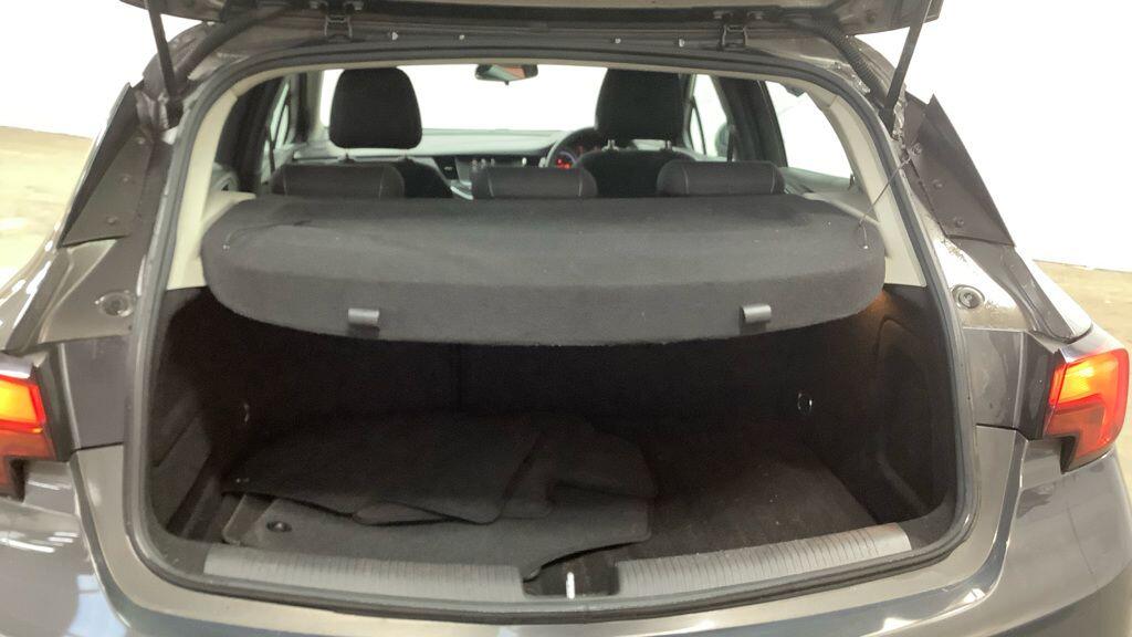 Used Vauxhall Astra 2016 for sale - 77386675: Photo 7