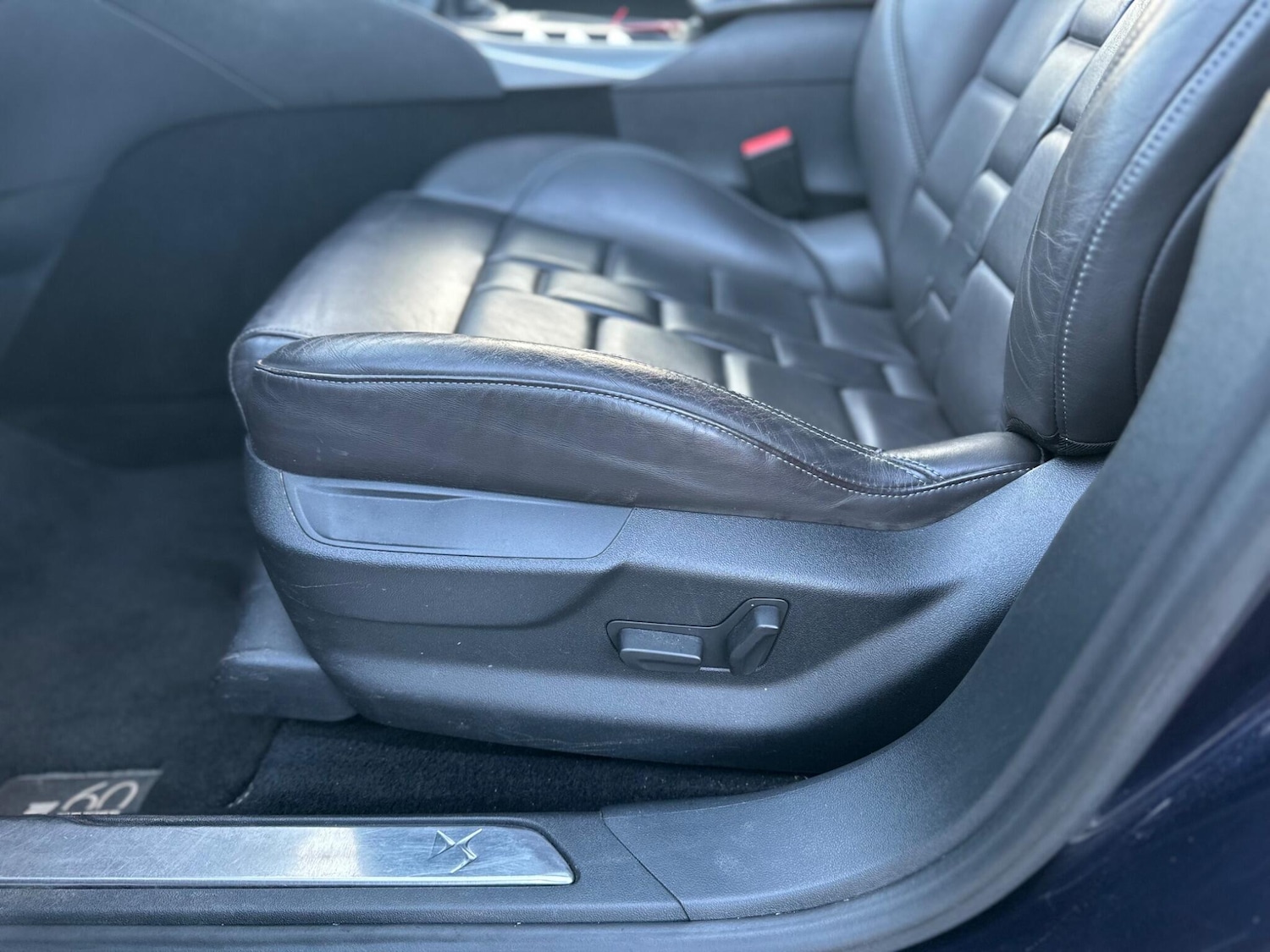 Used DS Automobiles DS 5 2015 for sale - 77396502: Photo 25