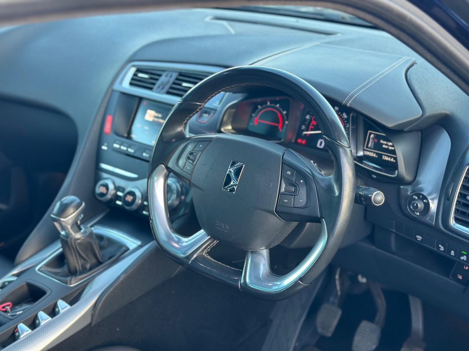 Used DS Automobiles DS 5 2015 for sale - 77396502: Photo 3