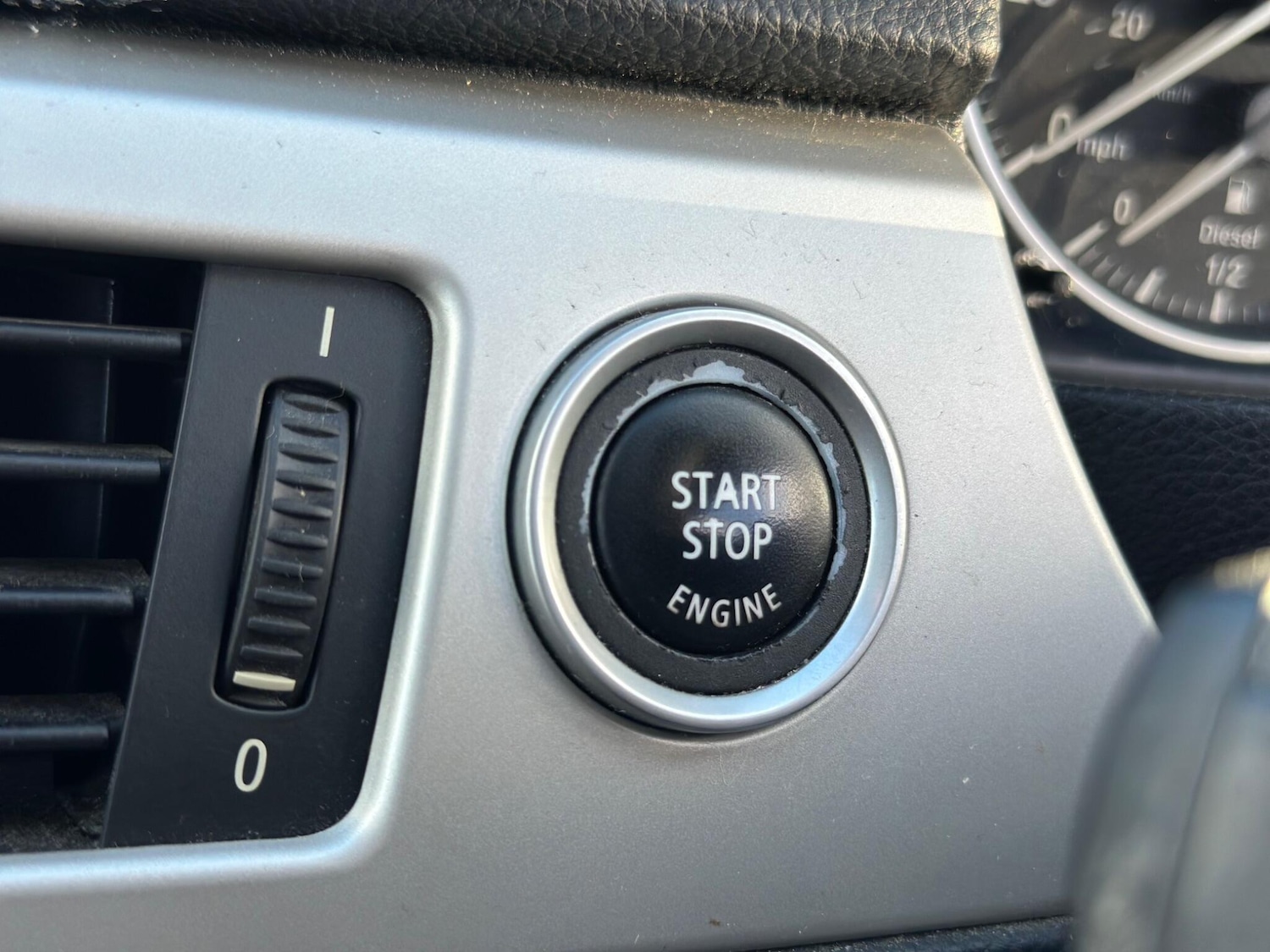 Used BMW 3 Series 2012 for sale - 77396206: Photo 10