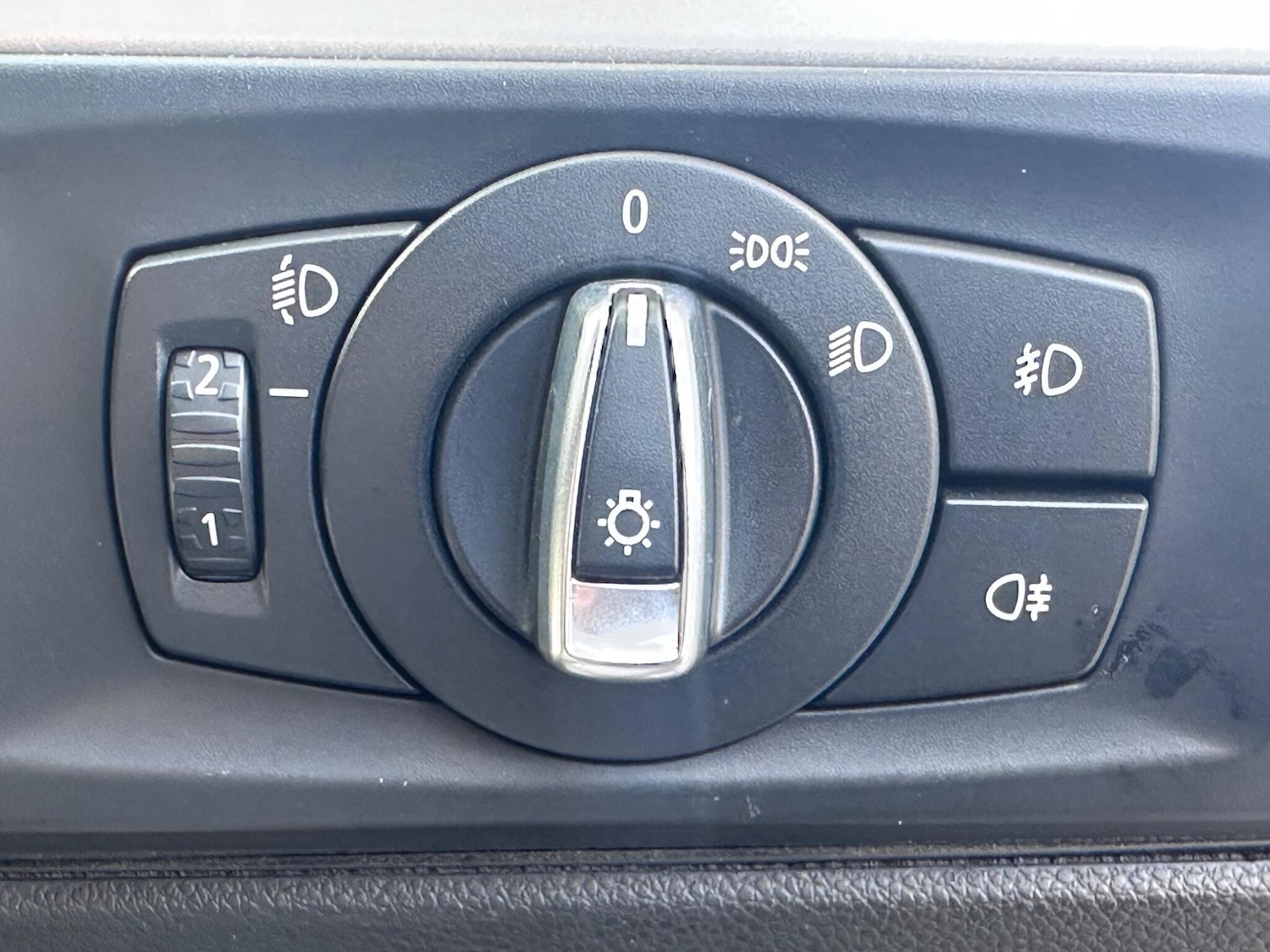 Used BMW 3 Series 2012 for sale - 77396206: Photo 32