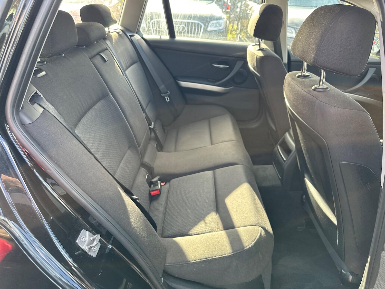 Used BMW 3 Series 2012 for sale - 77396206: Photo 33