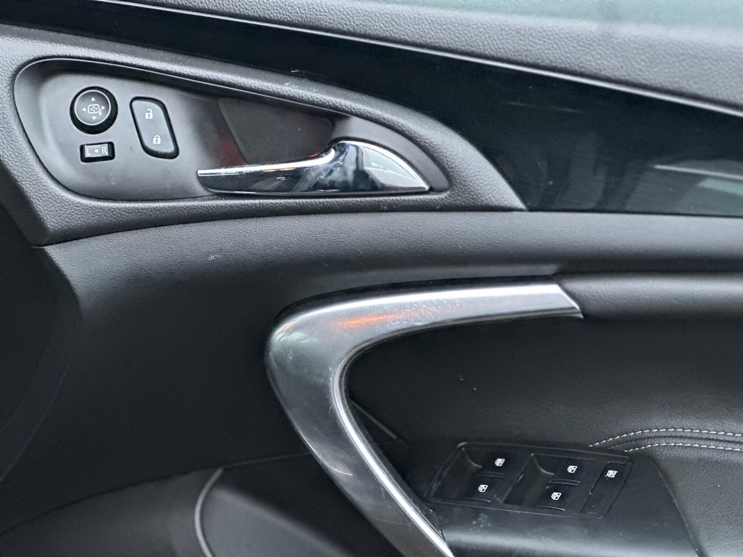 Used Vauxhall Insignia 2015 for sale - 77441405: Photo 26