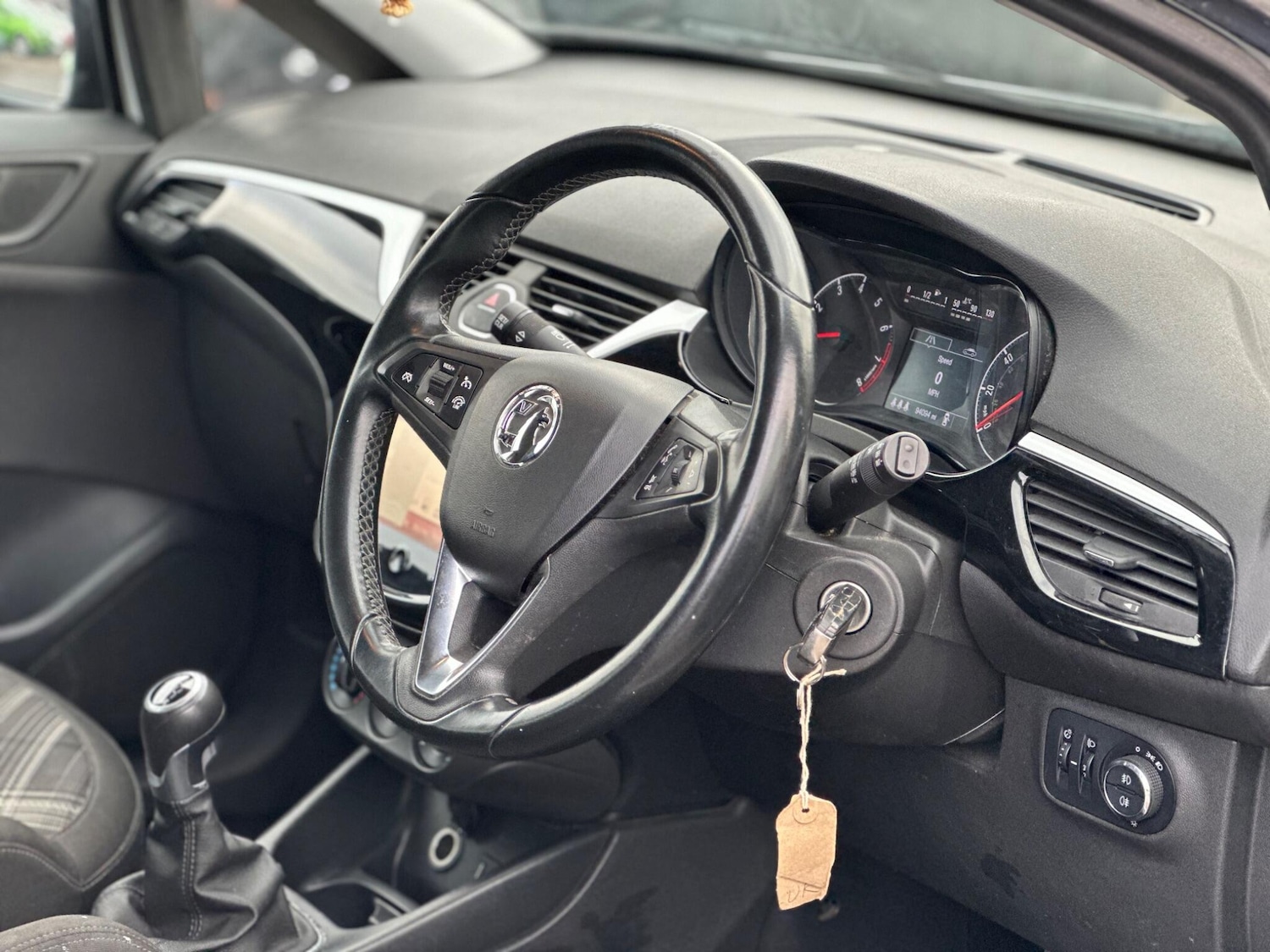 Used Vauxhall Corsa 2015 for sale - 77396699: Photo 3